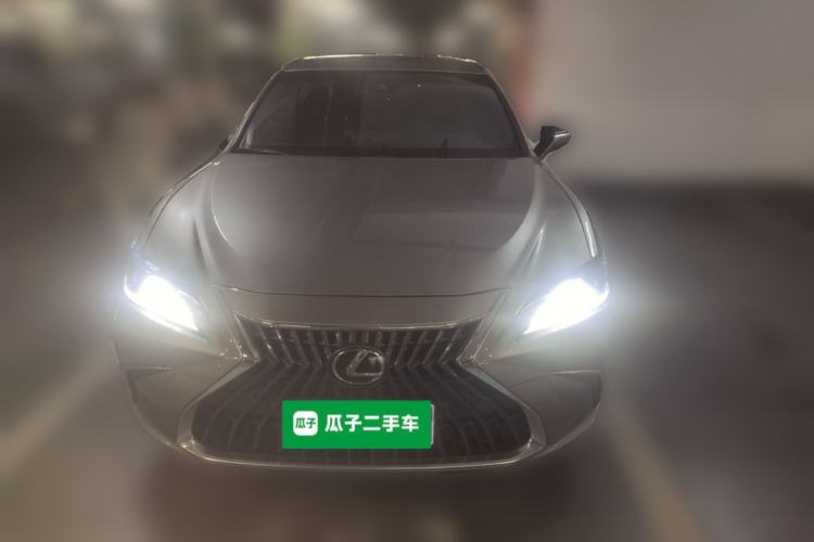 Used Lexus ES 2023 200 Luxury Edition Front