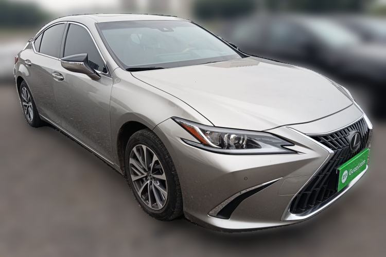 Used Lexus ES 2023 200 Excellence Edition Front Right 45 Deg