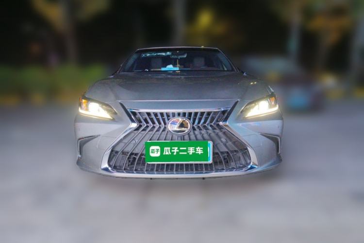 Used Lexus ES 2023 200 Excellence Edition Front
