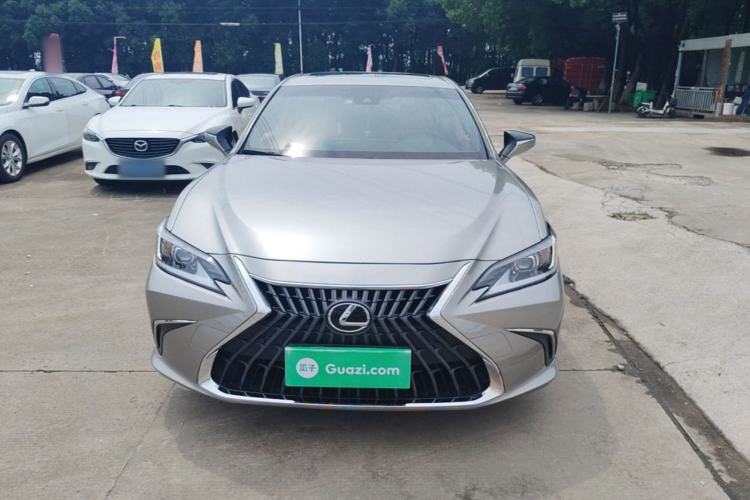 Used Lexus ES 2023 200 Excellence Edition Front