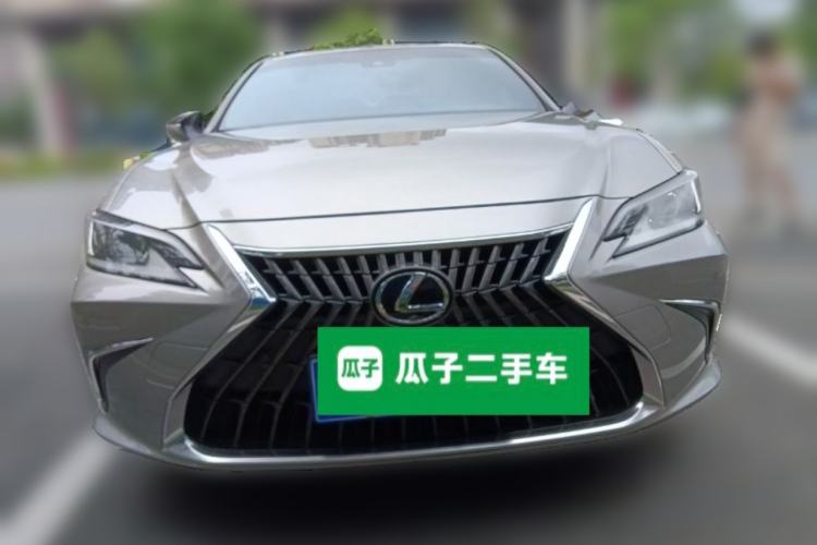 Used Lexus ES 2023 200 Excellence Edition Front