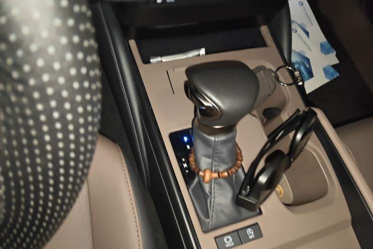 Used Lexus ES 2023 200 Excellence Edition Gear Lever