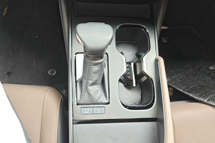 Used Lexus ES 2023 200 Excellence Edition Gear Lever