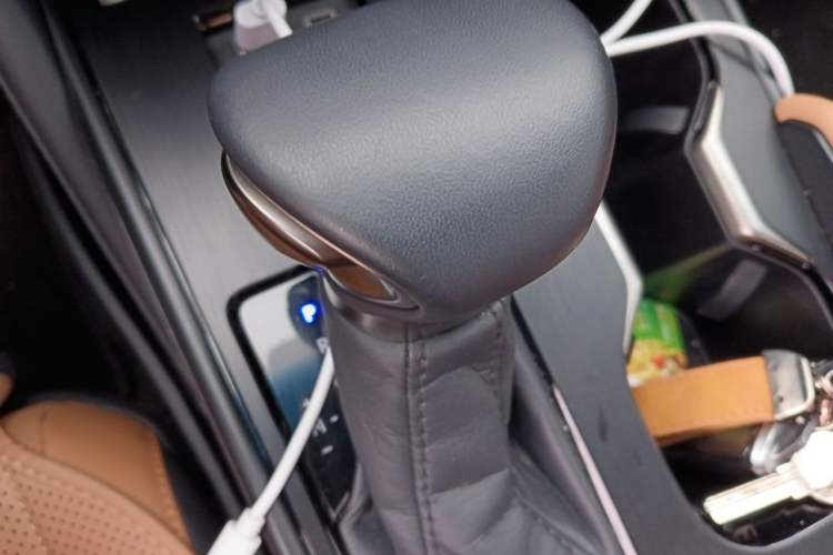 Used Lexus ES 2023 200 Excellence Edition Gear Lever