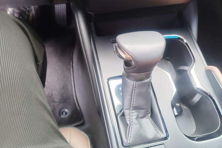 Used Lexus ES 2023 200 Excellence Edition Gear Lever