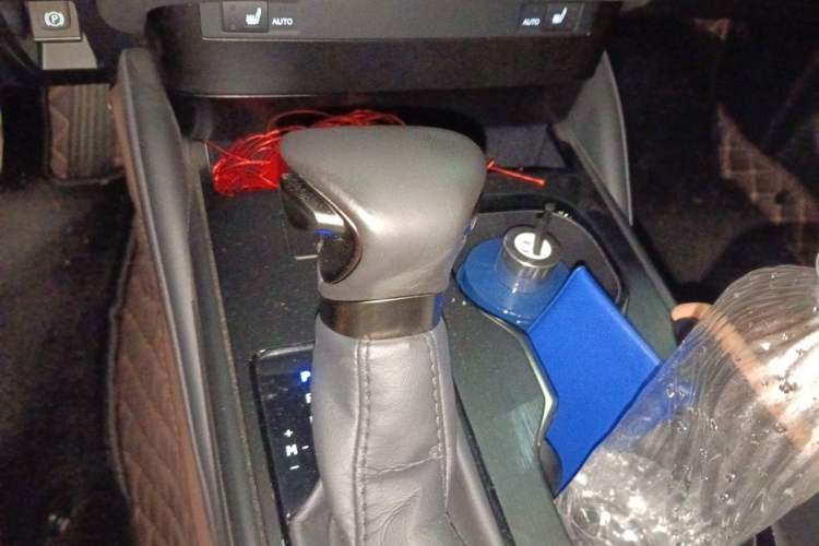 Used Lexus ES 2023 200 Excellence Edition Gear Lever