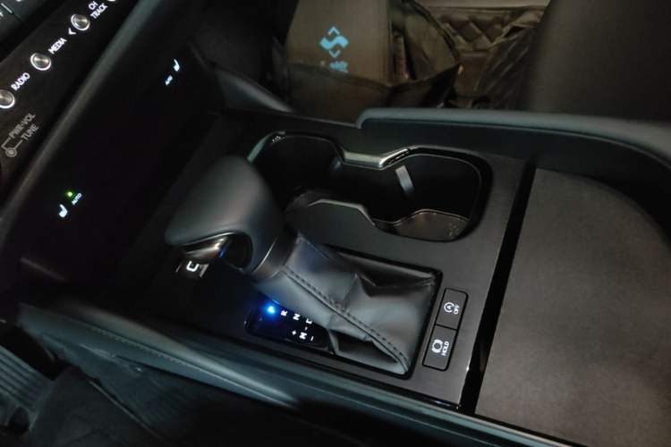 Used Lexus ES 2023 200 Excellence Edition Gear Lever