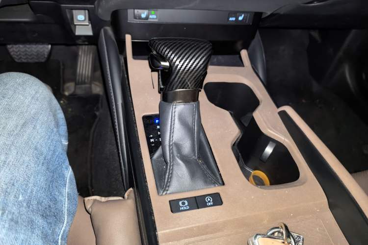 Used Lexus ES 2023 200 Excellence Edition Gear Lever