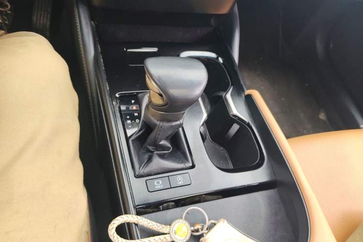 Used Lexus ES 2023 200 Excellence Edition Gear Lever
