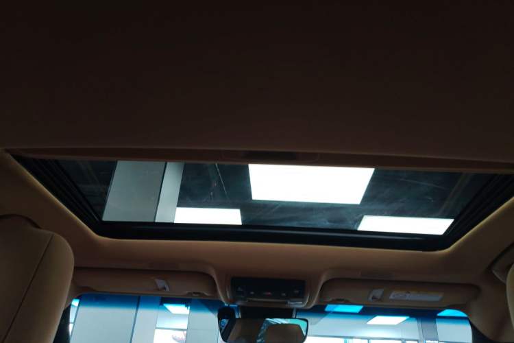 Used Lexus ES 2023 200 Excellence Edition Headliner