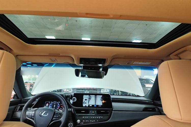 Used Lexus ES 2023 200 Excellence Edition Headliner