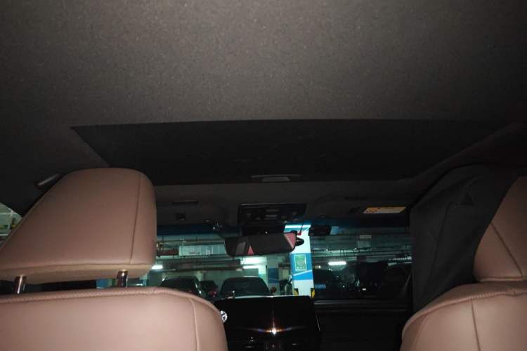 Used Lexus ES 2023 200 Excellence Edition Headliner