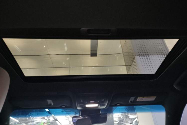Used Lexus ES 2023 200 Luxury Edition Headliner