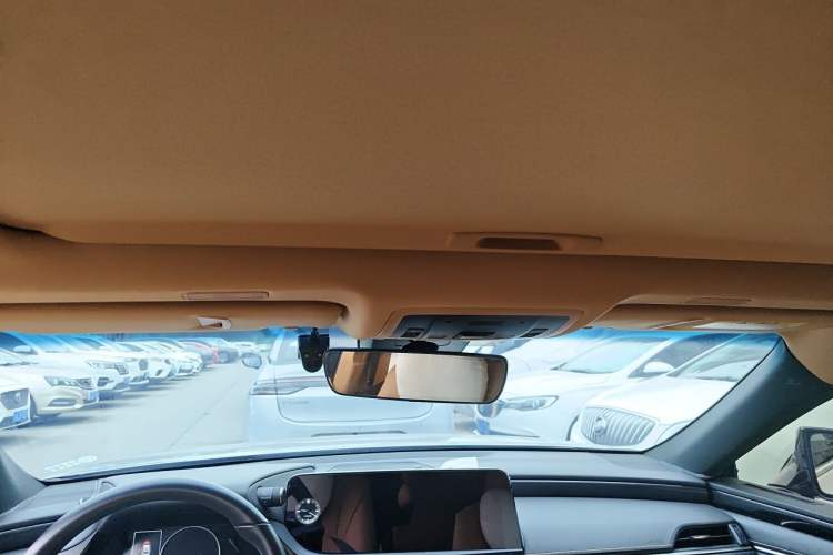 Used Lexus ES 2023 200 Excellence Edition Headliner