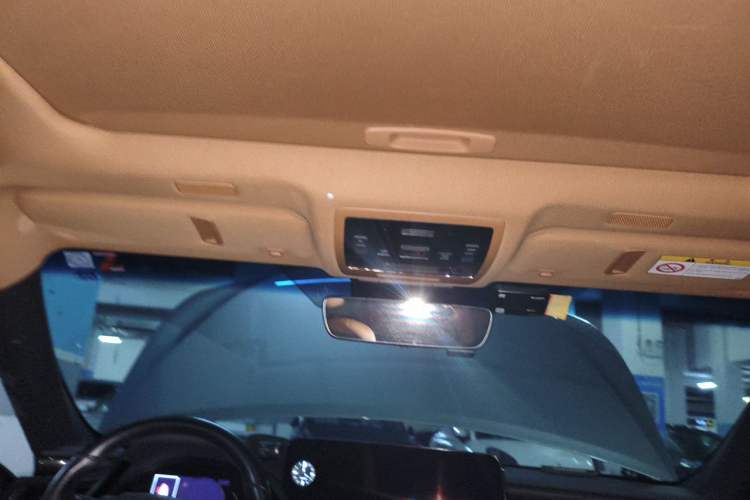 Used Lexus ES 2023 200 Excellence Edition Headliner