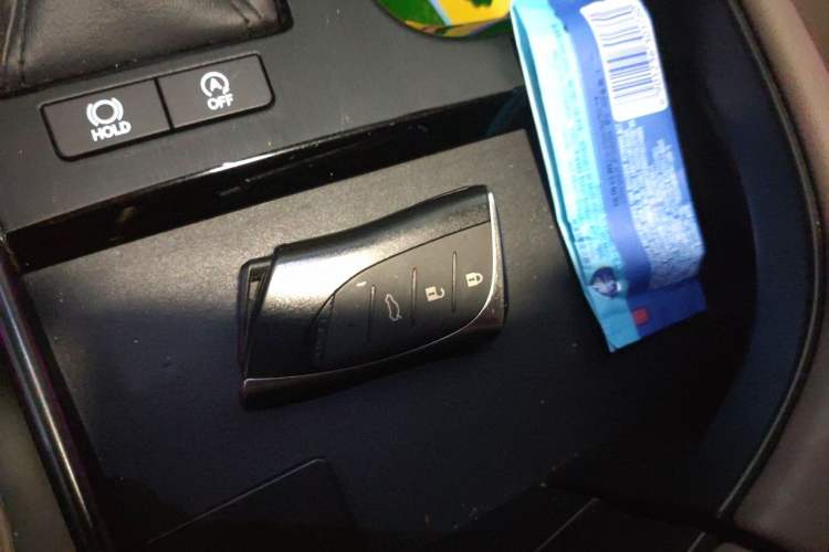 Used Lexus ES 2023 200 Excellence Edition Interior 1