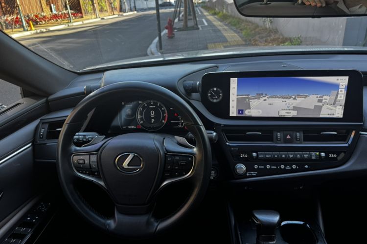 Used Lexus ES 2023 200 Excellence Edition Interior 7