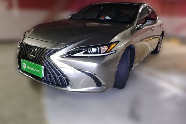 Used Lexus ES 2023 200 Excellence Edition