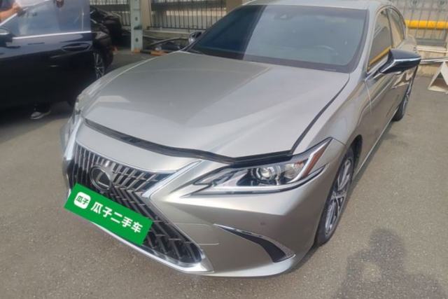 Used Lexus ES 2023 200 Excellence Edition