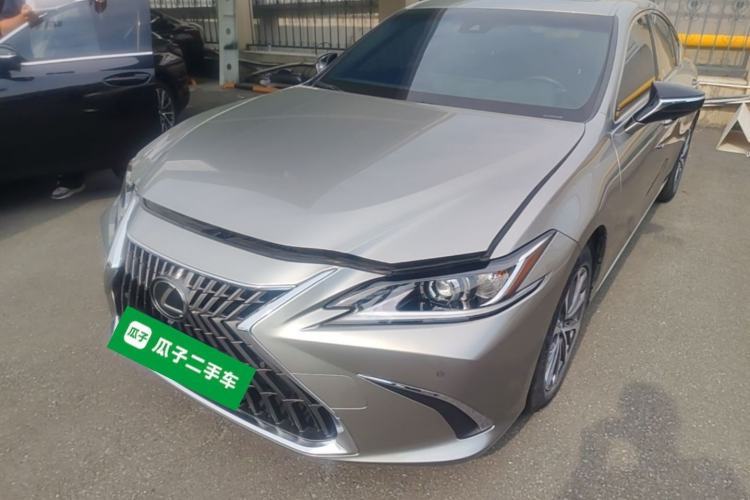 Used Lexus ES 2023 200 Excellence Edition Guazi used car, China used car export, Used car for sale, Used cars, Cheapest cars for sale