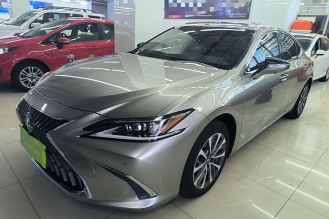 Used Lexus ES 2023 200 Excellence Edition