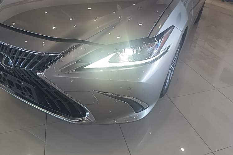 Used Lexus ES 2023 200 Excellence Edition Left Front Headlight