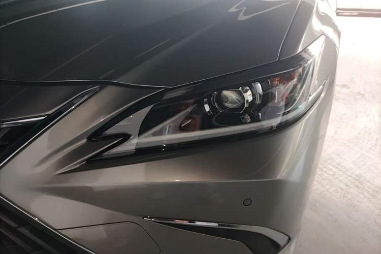 Used Lexus ES 2023 200 Excellence Edition Left Front Headlight