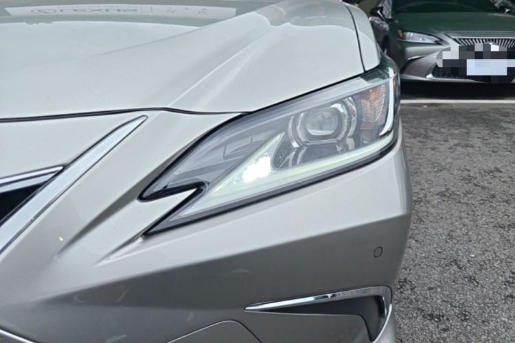 Used Lexus ES 2023 200 Excellence Edition Left Front Headlight