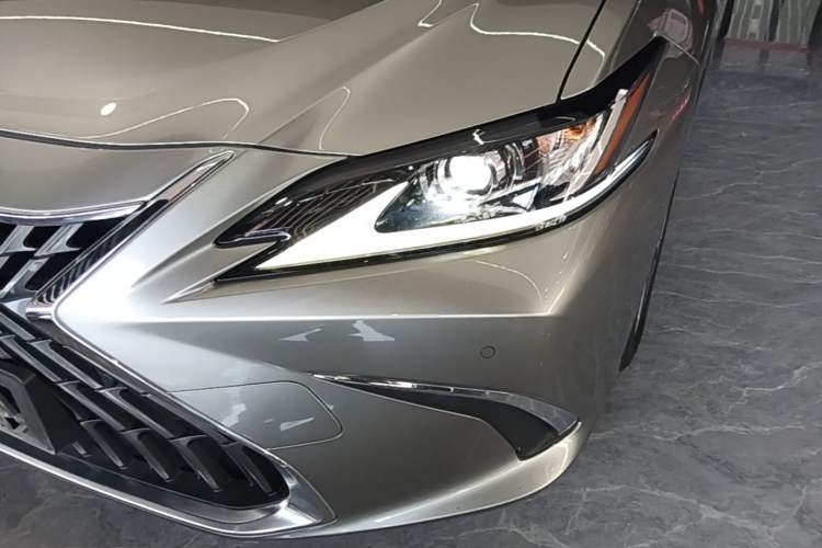 Used Lexus ES 2023 200 Excellence Edition Left Front Headlight