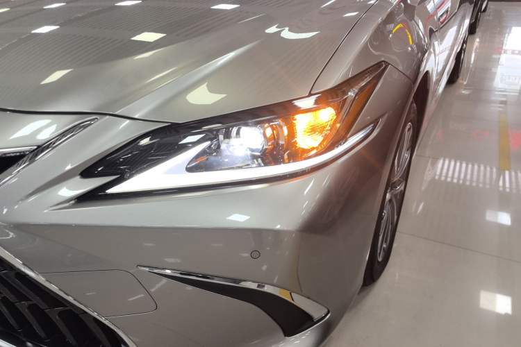 Used Lexus ES 2023 200 Excellence Edition Left Front Headlight