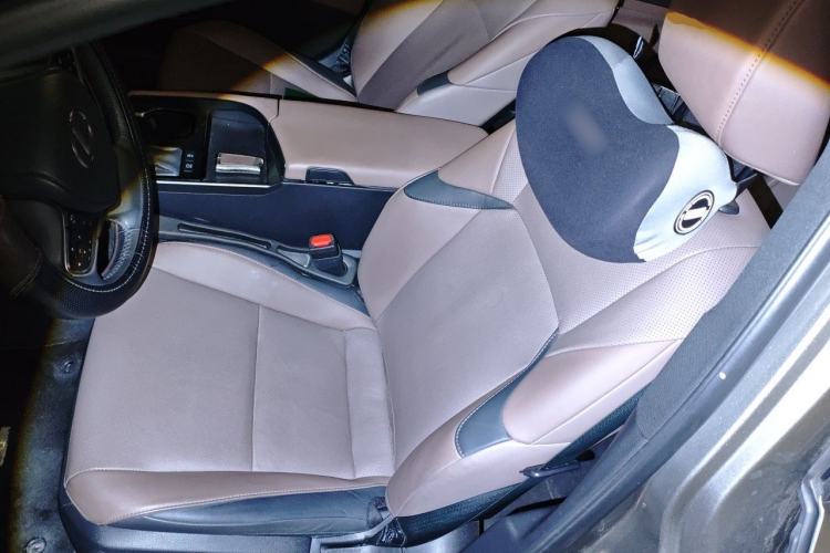 Used Lexus ES 2023 200 Excellence Edition Left Front Seat