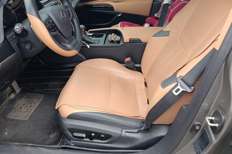 Used Lexus ES 2023 200 Excellence Edition Left Front Seat