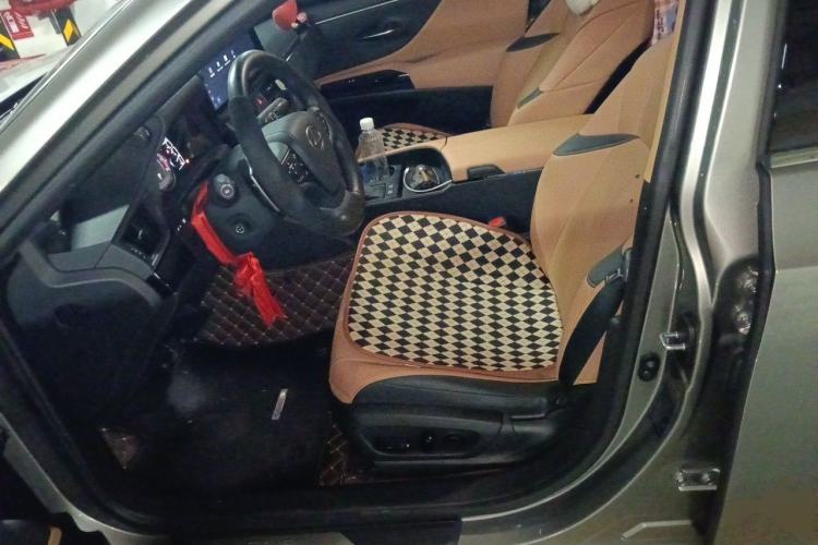 Used Lexus ES 2023 200 Excellence Edition Left Front Seat