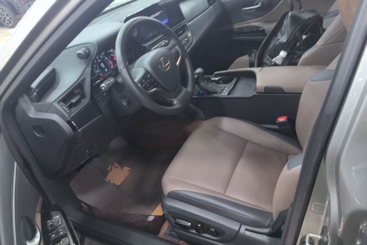 Used Lexus ES 2023 200 Excellence Edition Left Front Seat