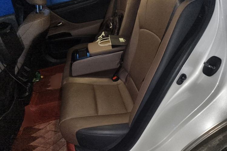 Used Lexus ES 2023 200 Excellence Edition Left Rear Seat
