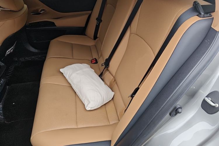 Used Lexus ES 2023 200 Excellence Edition Left Rear Seat