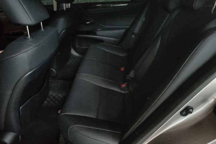 Used Lexus ES 2023 200 Excellence Edition Left Rear Seat