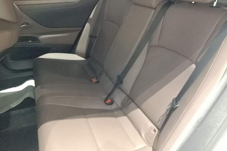 Used Lexus ES 2023 200 Luxury Edition Left Rear Seat