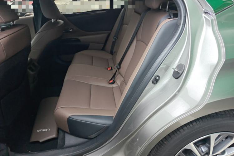 Used Lexus ES 2023 200 Excellence Edition Left Rear Seat