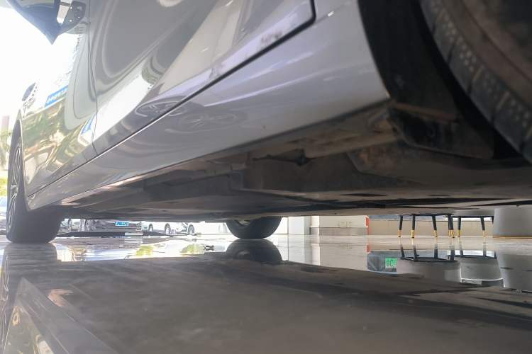 Used Lexus ES 2023 200 Excellence Edition Left Side Sill