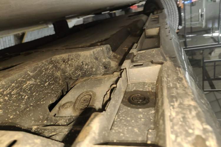 Used Lexus ES 2023 200 Excellence Edition Left Side Sill