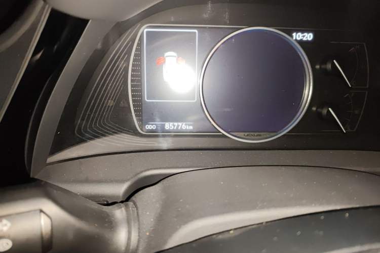 Used Lexus ES 2023 200 Excellence Edition Odometer Close Up