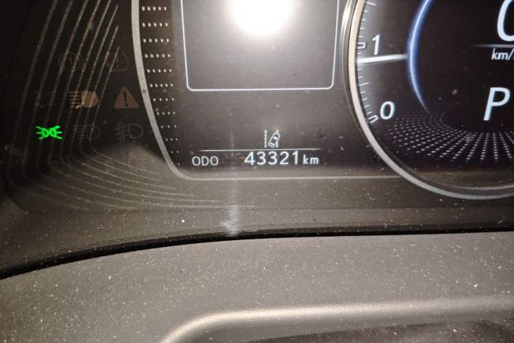 Used Lexus ES 2023 200 Excellence Edition Odometer Close Up