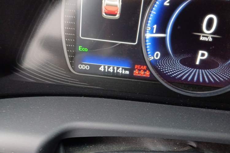 Used Lexus ES 2023 200 Excellence Edition Odometer Close Up