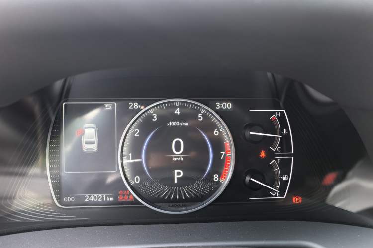 Used Lexus ES 2023 200 Excellence Edition Odometer Close Up