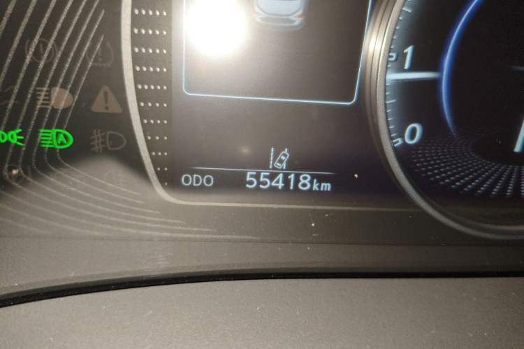 Used Lexus ES 2023 200 Excellence Edition Odometer Close Up