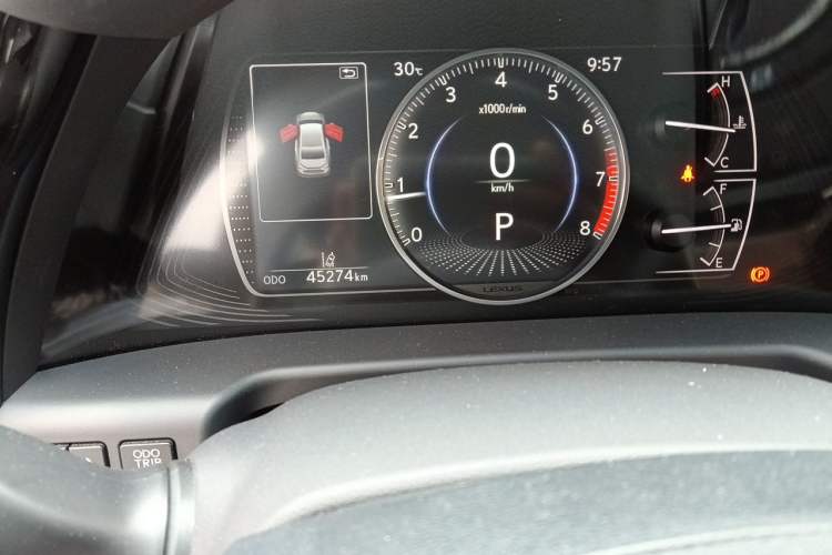 Used Lexus ES 2023 200 Excellence Edition Odometer Close Up