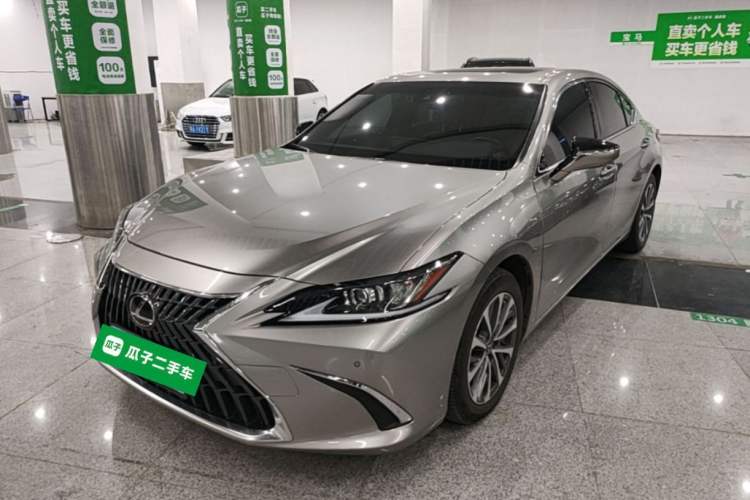 Lexus ES 2023 200 Excellence Edition