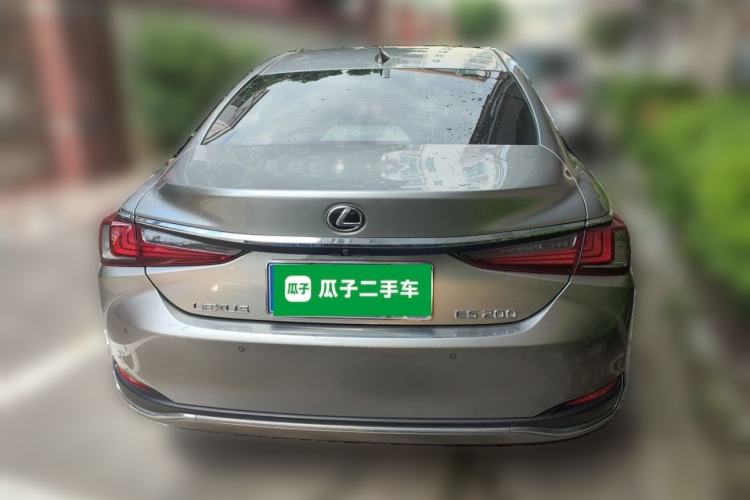 Used Lexus ES 2023 200 Excellence Edition Rear