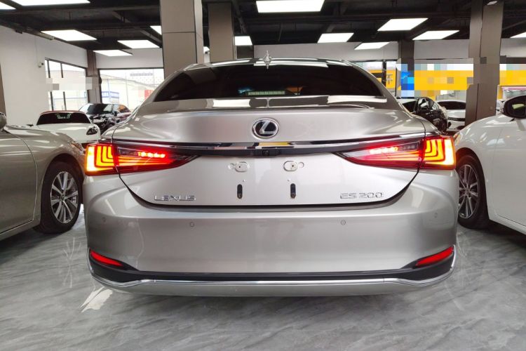Used Lexus ES 2023 200 Excellence Edition Rear
